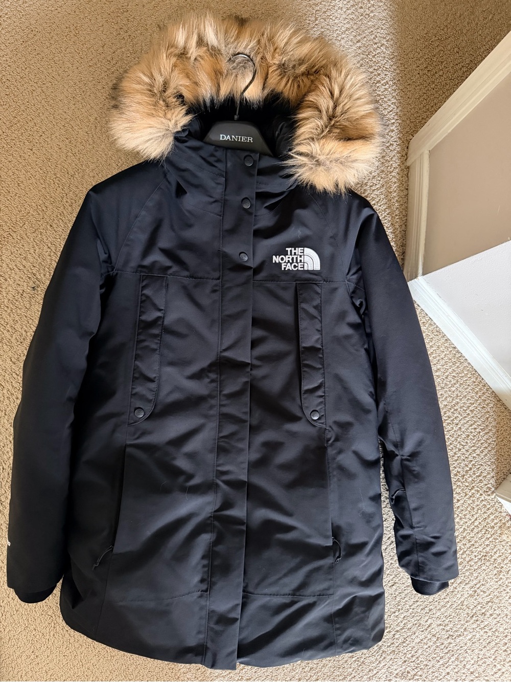 The North Face women’s 550 goose down fill parka